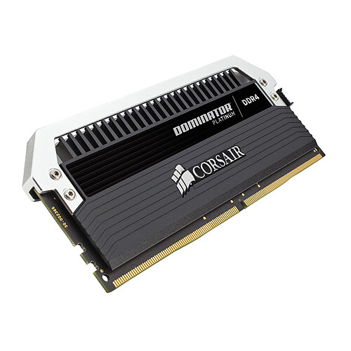 Corsair Dominator Platinum 32 Go (4x 8 Go) DDR4 3600 MHz CL16 pas cher