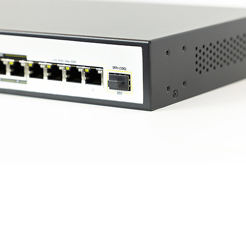 TEXTORM Switch 8 ports 2.5 GbE 4 ports PoE+ et 4 port PoE++ avec SFP+ 10G pas cher